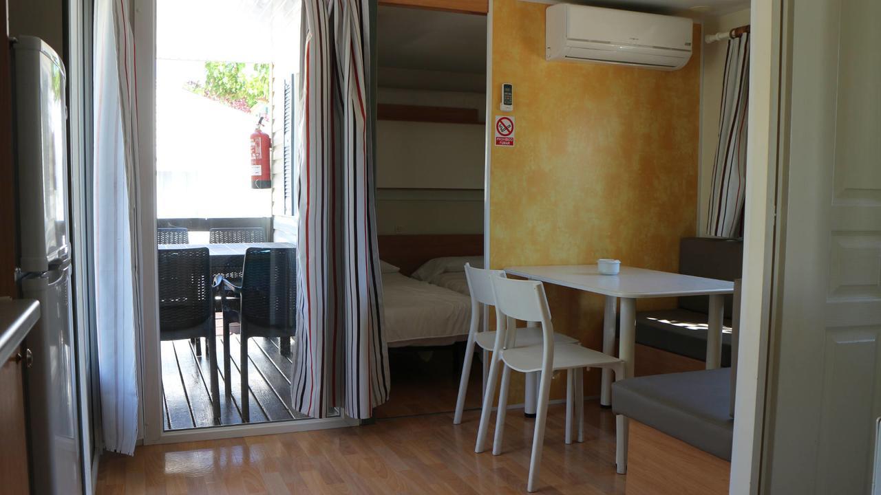فندق Camping Port Massaluca La Pobla de Massaluca المظهر الخارجي الصورة